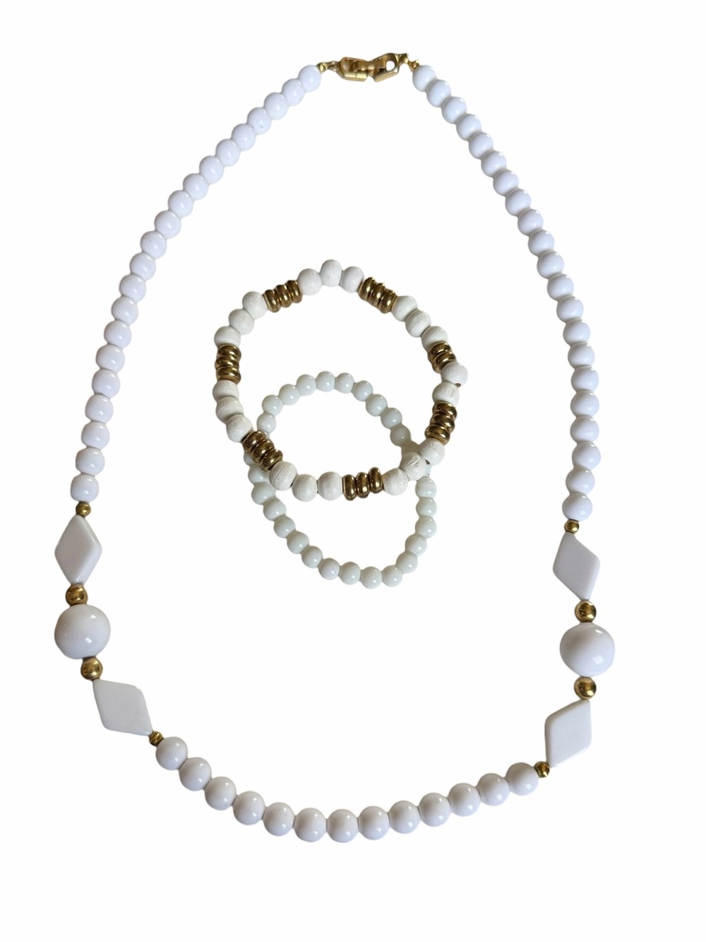 Vintage Charming White & Gold Jewelry- Beaded Necklace Beaded Stretch Bracelets